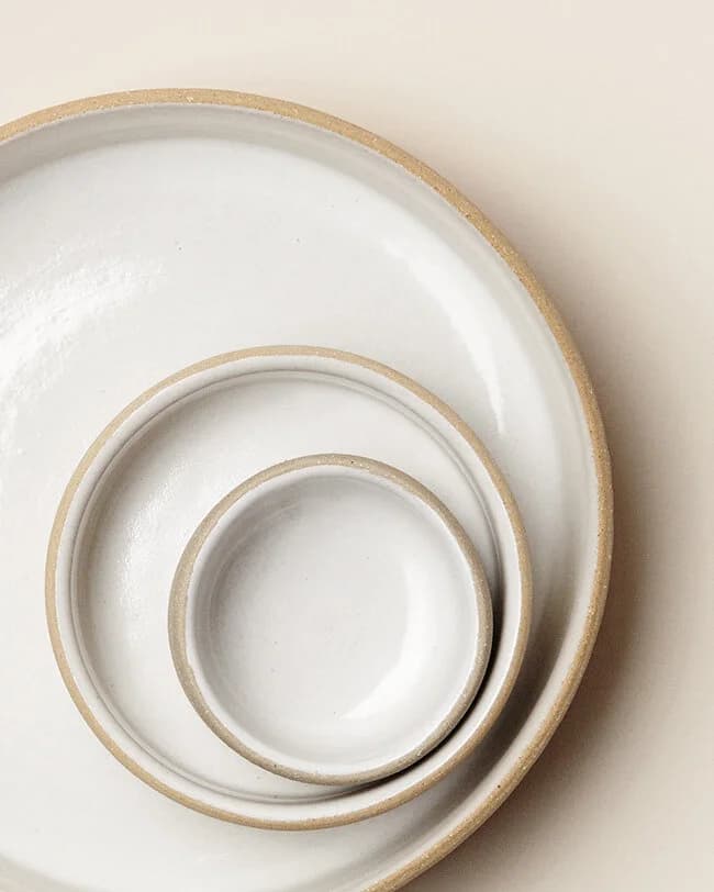 Ceramic cup shown in the source product-page template